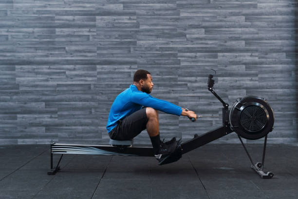 MAGNETIC RESISTANCE ROWING MACHINE